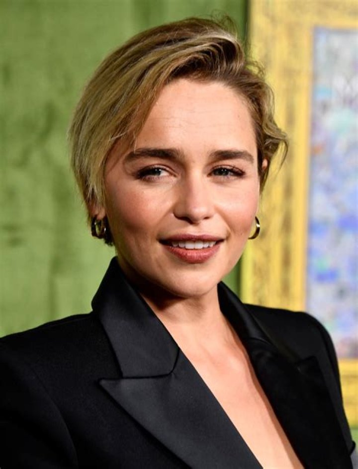 Emelia Hartford Bio & Wiki: Net Worth, Age, Height & Weight